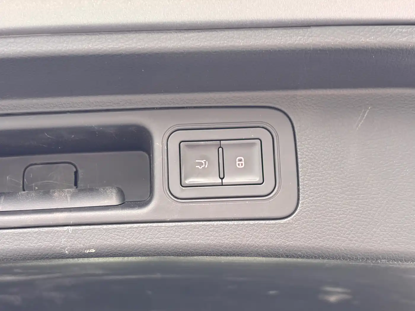 BYD Song PLUS PHEV 2021 EV Premium Model фото 14