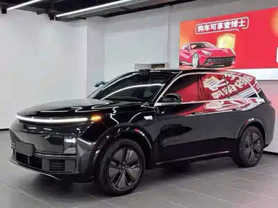 Li Auto L8
