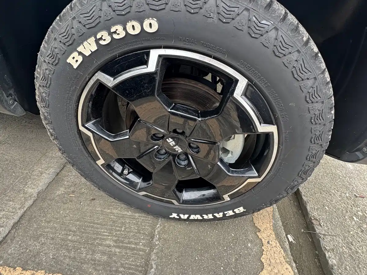 BAIC ORV Beijing Off-Road BJ30 2024 1.5T Magic Core Electric Drive Advanced Edition фото 5
