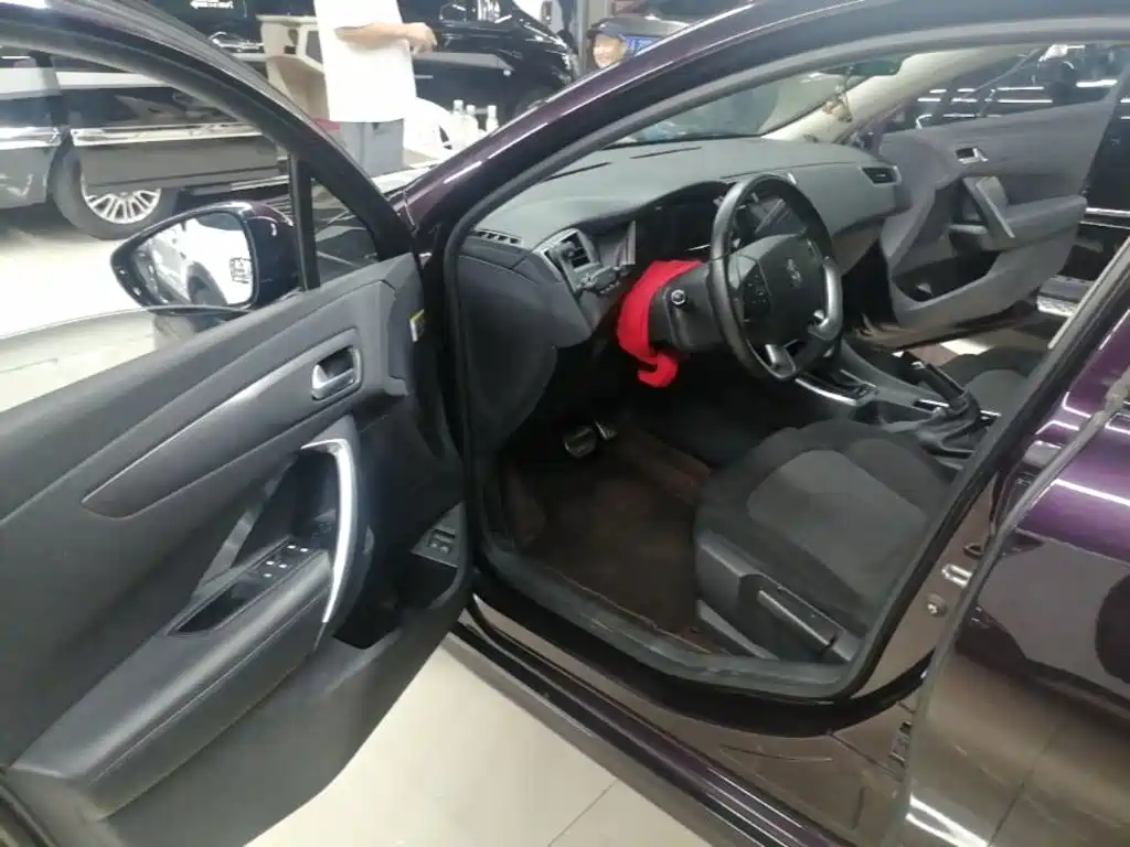 DS 5LS 2018 2016 1.6T Comfort Edition THP160