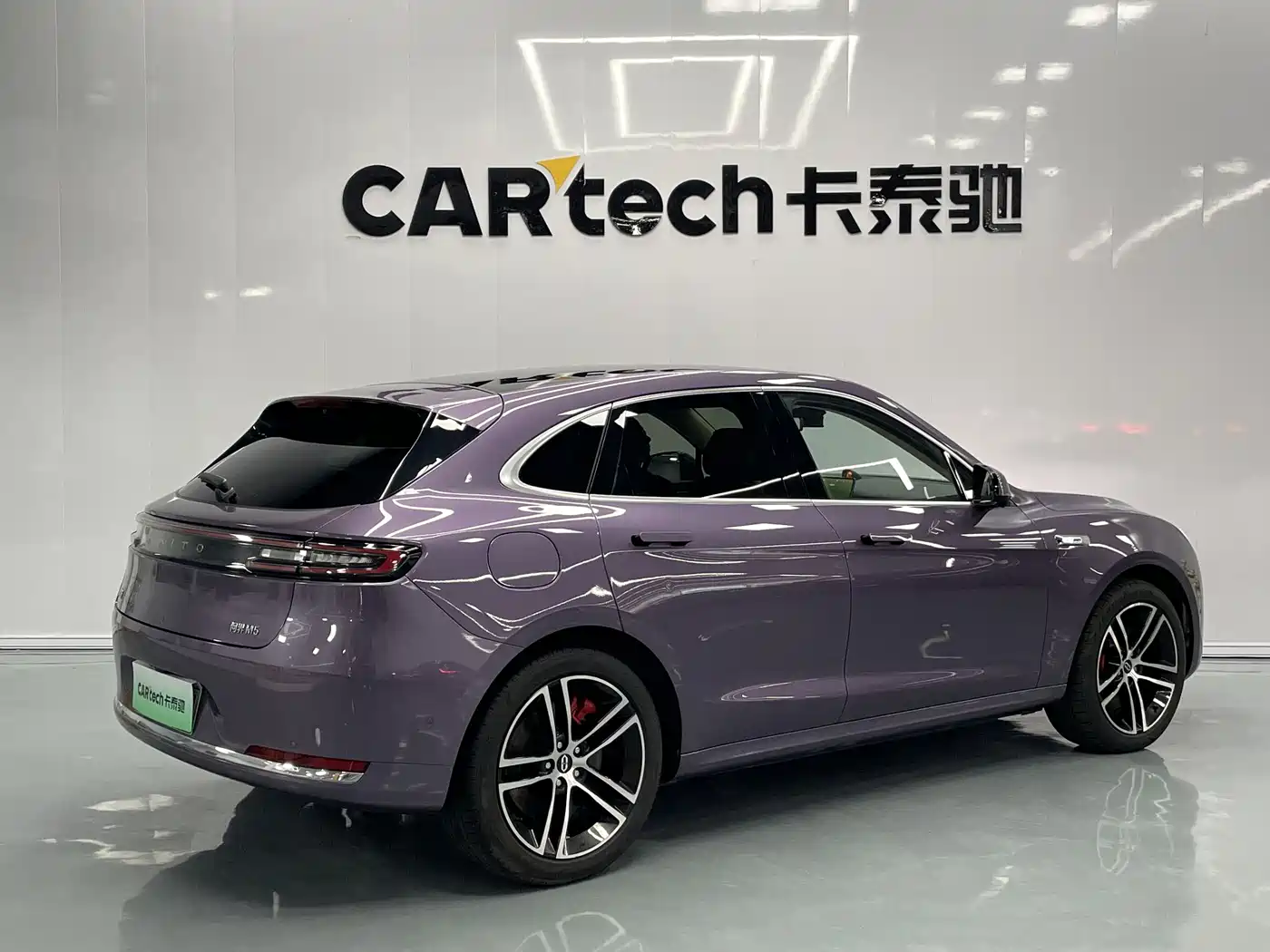 AITO Wenjie AITO M5 2025 Extended Range Ultra AWD фото 19