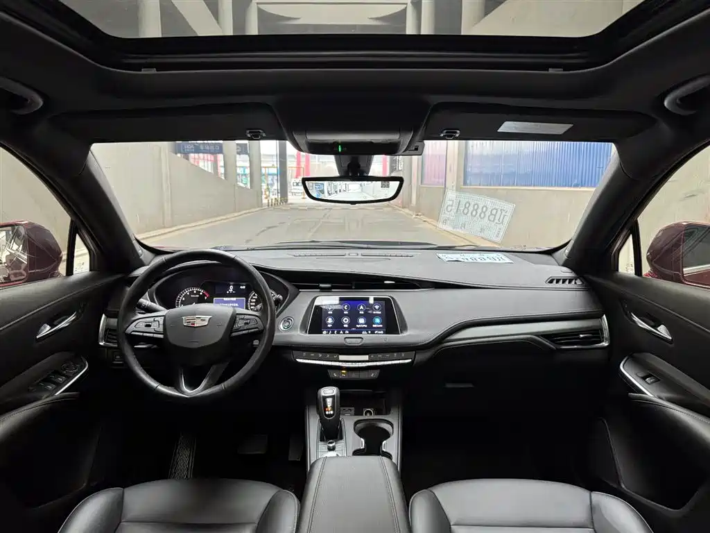 Cadillac XT4 2018 28T FWD Leading Edition фото 11