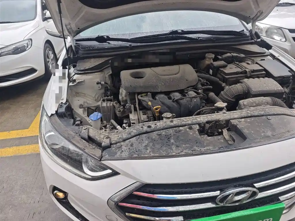 Hyundai Elantra 2016 Model 1.6L Automatic Smart Elite фото 20