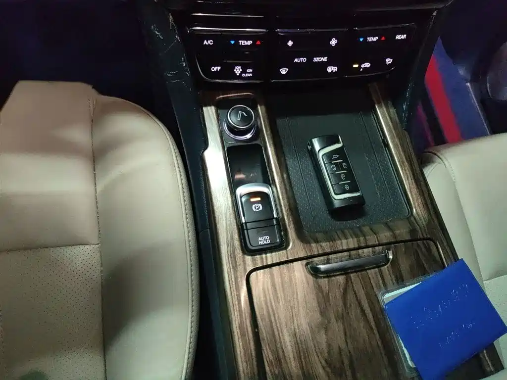 GAC Trumpchi Trumpchi M8 2018 320T Flagship Edition фото 7