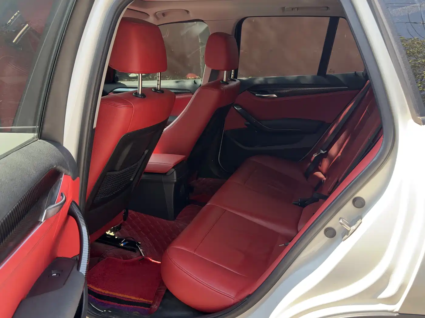 BMW X1 2014 Model xDrive20i Sport Design Package фото 6