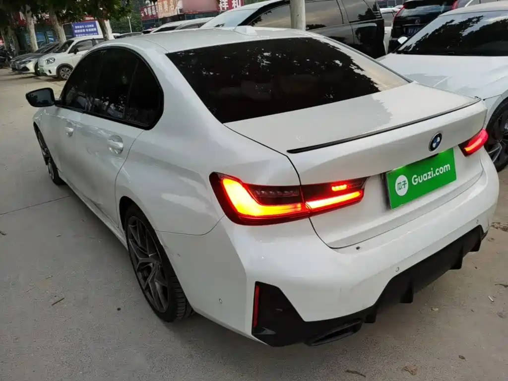 صورة 5 - BMW 3 Series