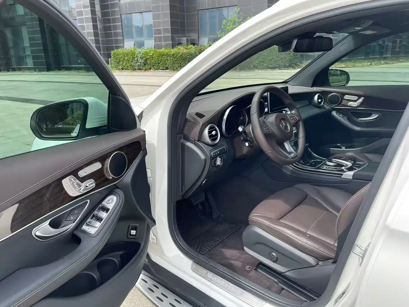 Mercedes-Benz GLC 2019 GLC 260 L 4MATIC Luxury фото 8