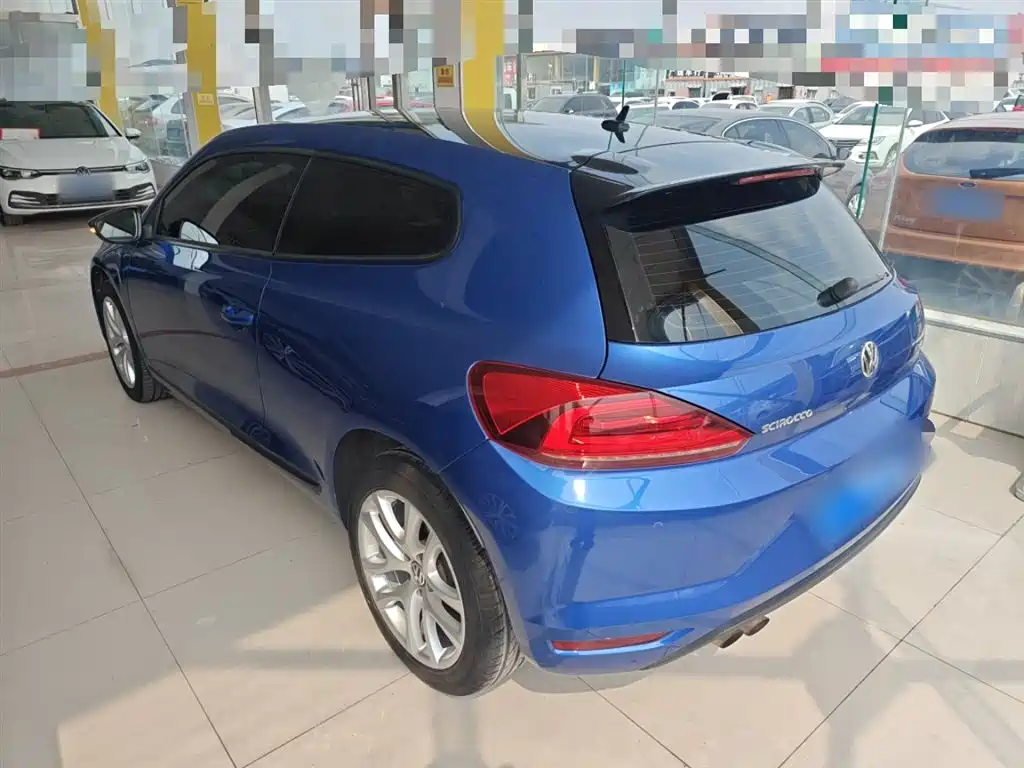 Volkswagen Scirocco 2015 1.4TSI Trend Edition фото 5