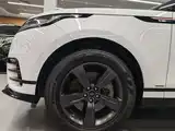 Фото 8 - Land Rover Range Rover Velar