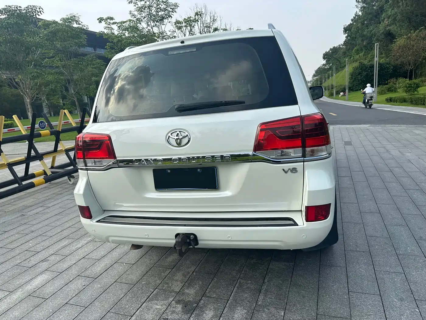 Toyota Land Cruiser (Import) фото 16