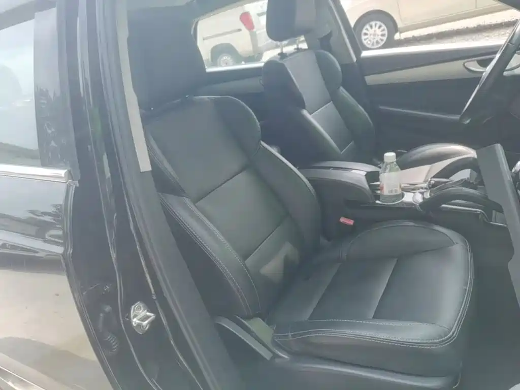Zotye SR7 2017 2016 1.5T CVT Magic Cube Heart Edition China V