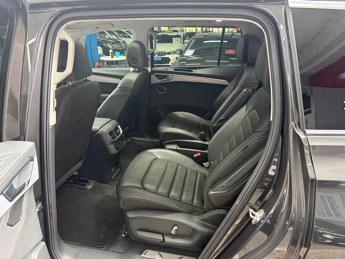 Volkswagen Talagon 2021 380TSI 4WD Luxury Premium Edition Pro фото 9
