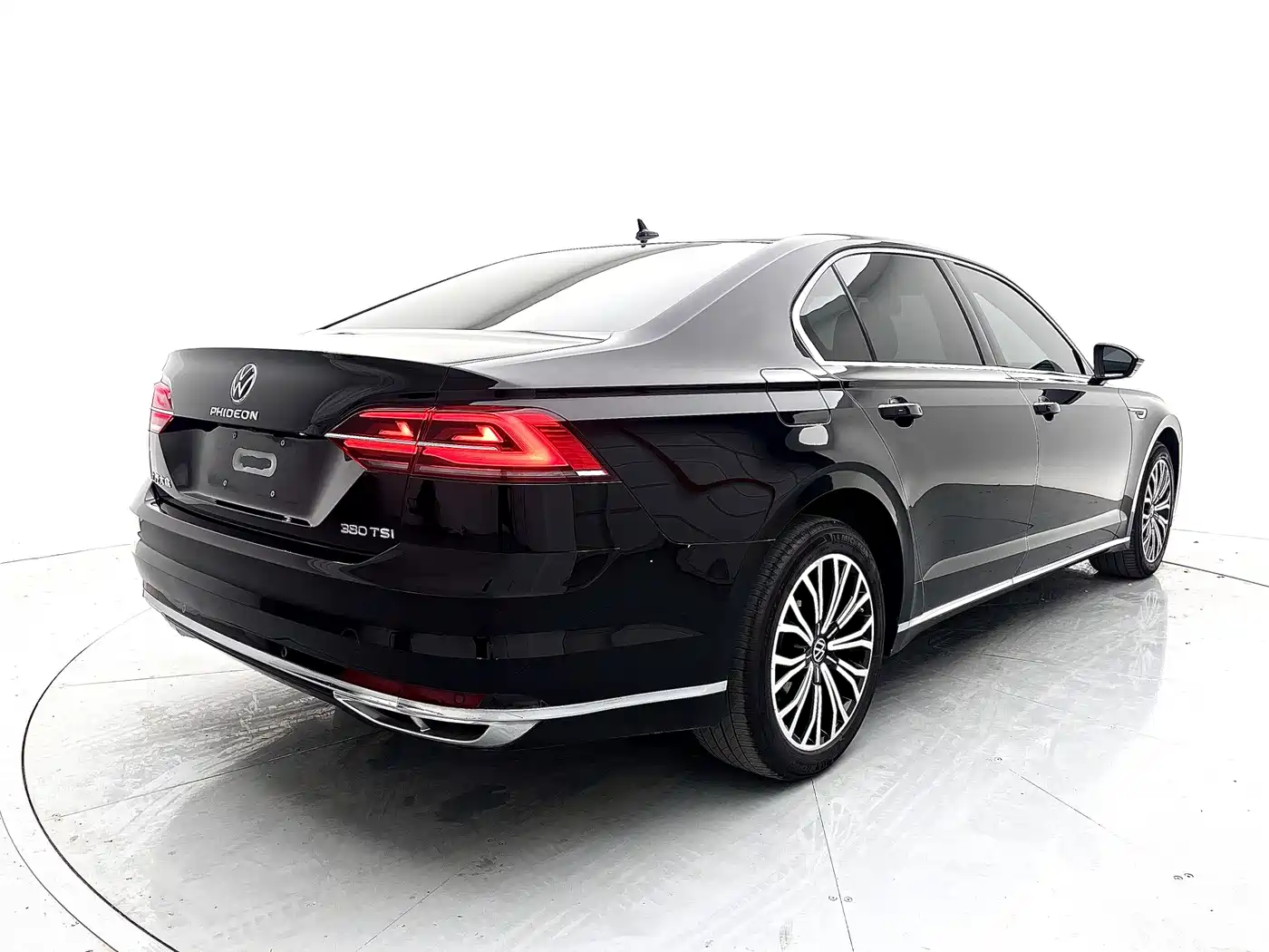 Volkswagen Phideon 2021 380TSI Luxury Edition фото 5