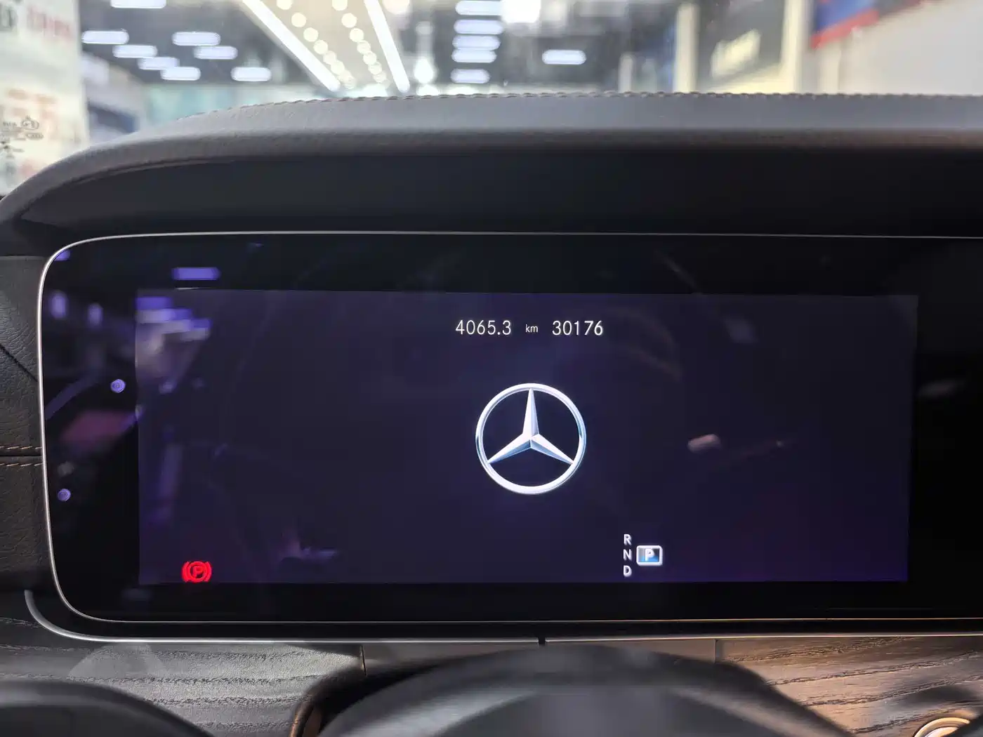 Mercedes-Benz E-Class 2022 E 300 L Sport Fashion фото 5