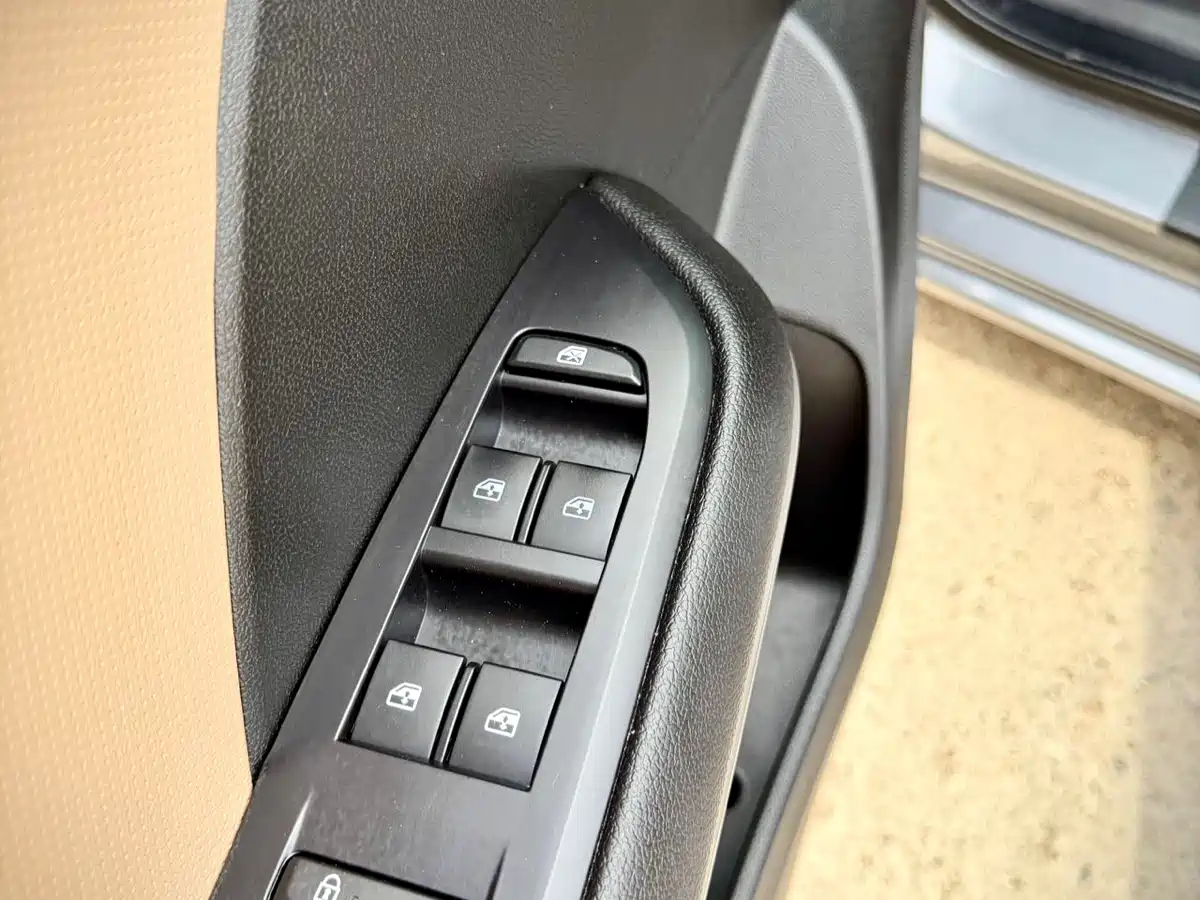 Chevrolet Monza 2022 320 Automatic Enjoyment Sunroof Edition фото 18
