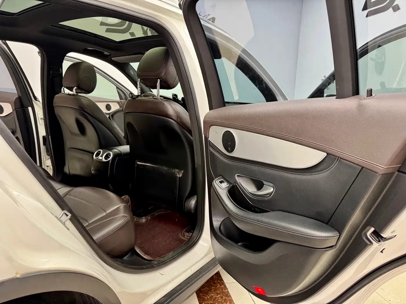 Mercedes-Benz GLC 2018 GLC 200 4MATIC фото 12