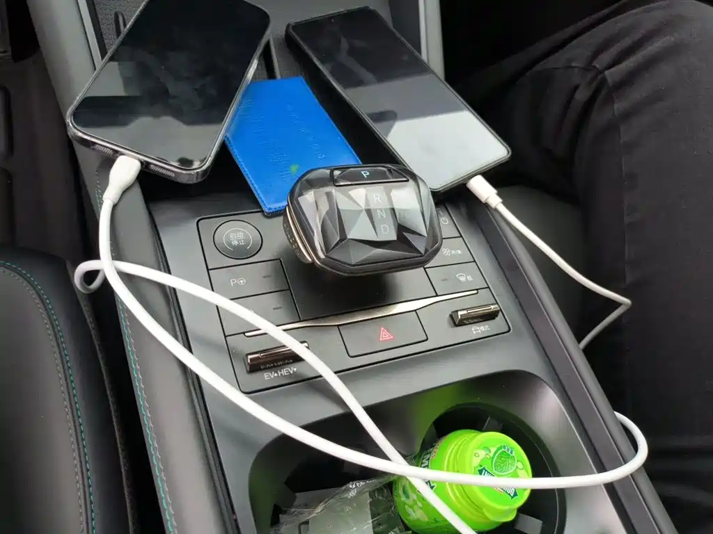 BYD Qin L 2025 DM-i Smart Drive 80KM Premium фото 7