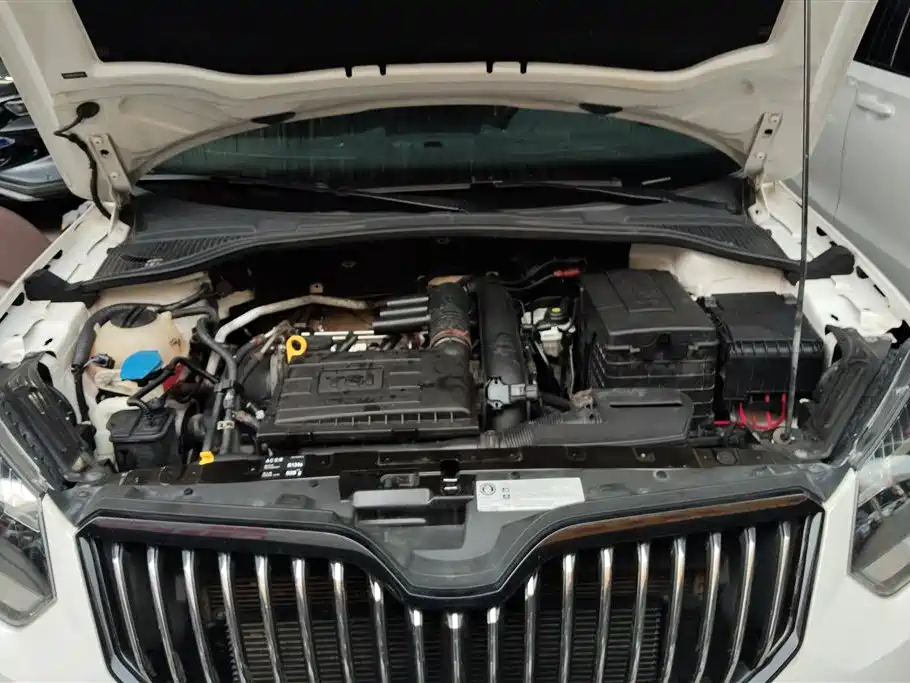 Škoda Yeti 2017 TSI280 DSG Pioneer фото 9