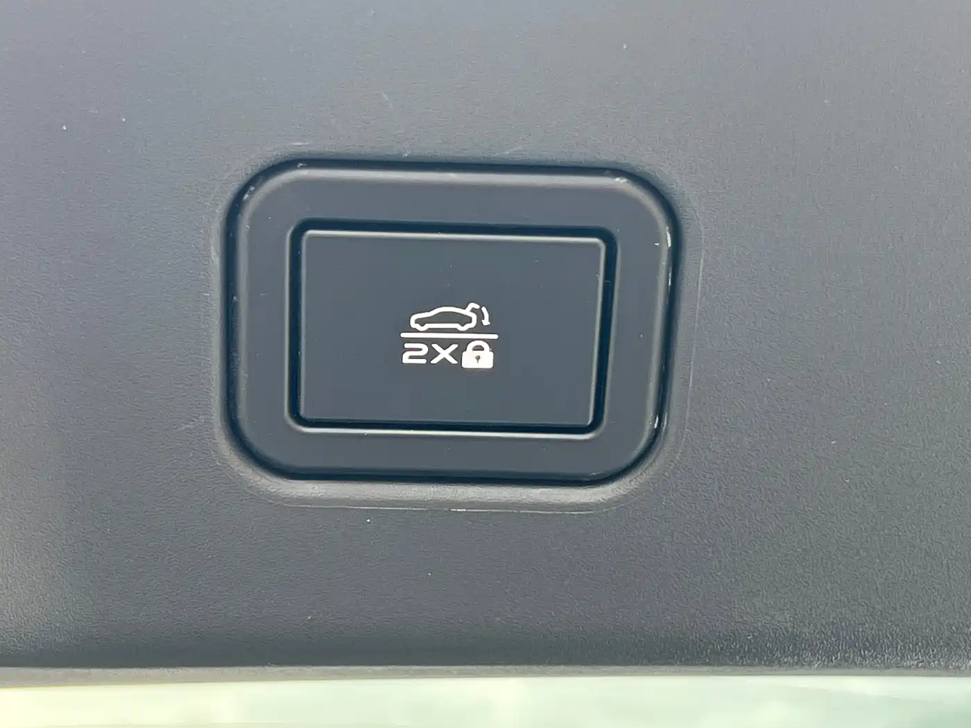 Changan UNI-V 2025 2023 1.5T Luxury Edition