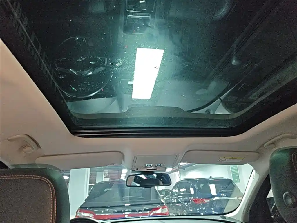 Jaguar F-PACE 2018 2018 2.0T 4WD Urban Premium Edition