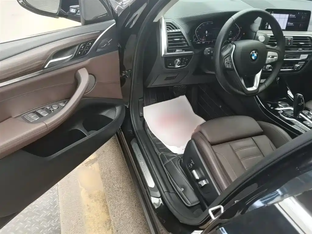 BMW X3 2021 xDrive28i Luxury Package фото 16