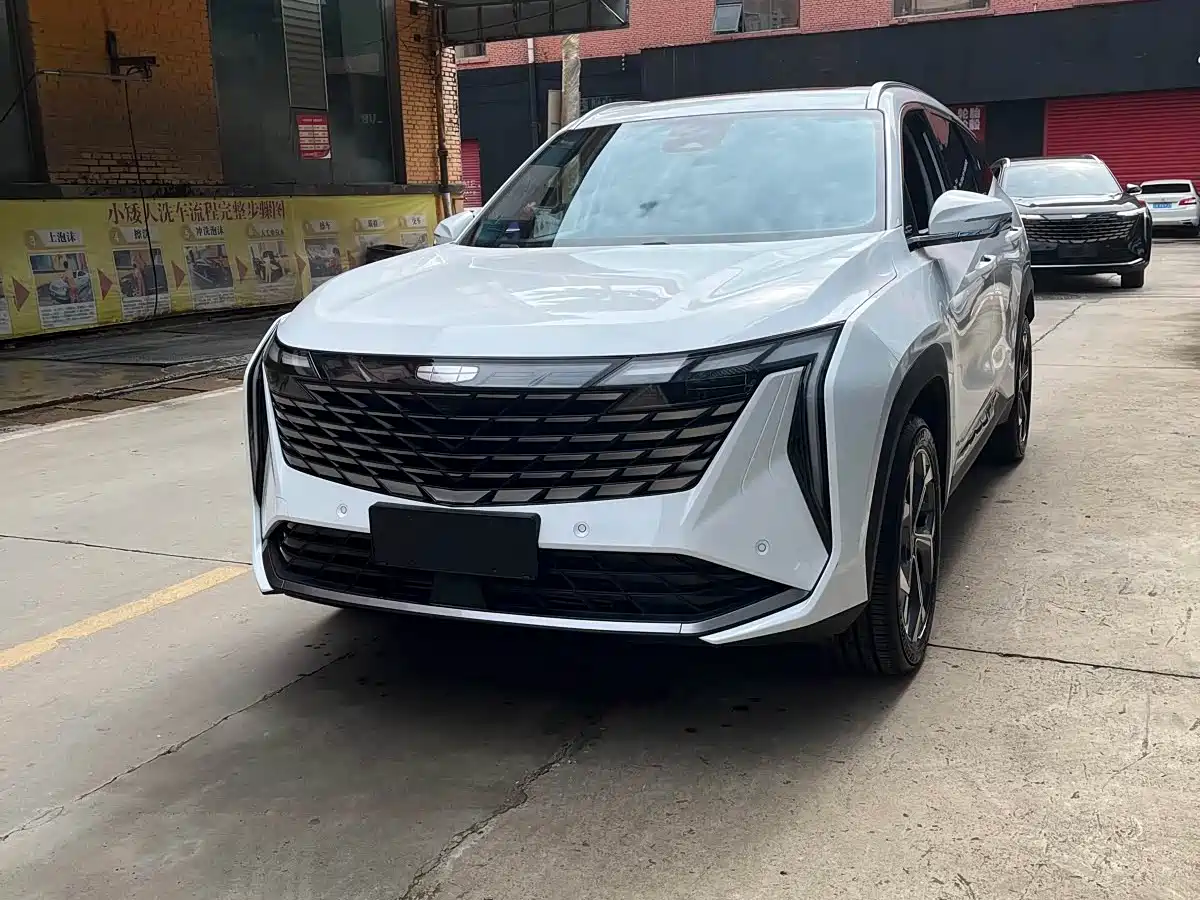 Geely Boyue L 2023 1.5TD DCT Premium