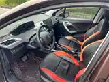 Photo 9 - Peugeot 2008