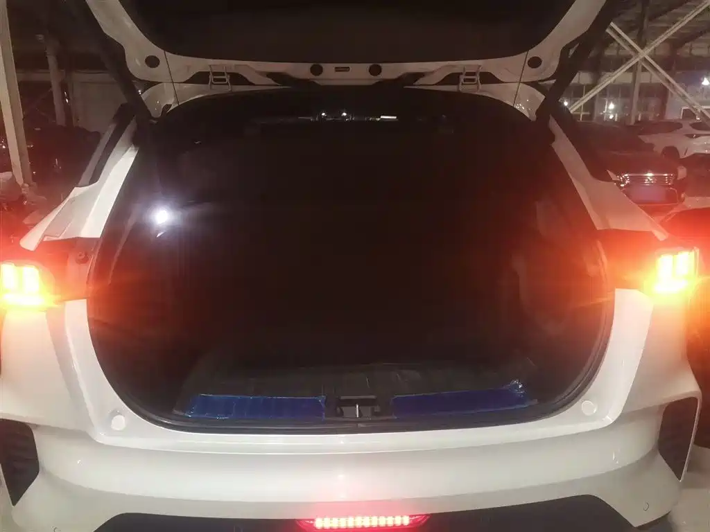 Lynk & Co 06 2023 Remix 1.5T Power Halo фото 15
