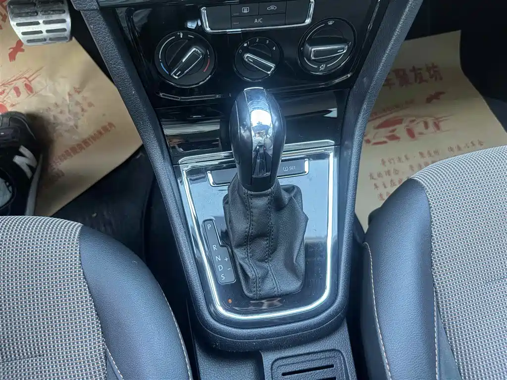 Volkswagen C-TREK 2018 1.5L Automatic Comfort фото 6