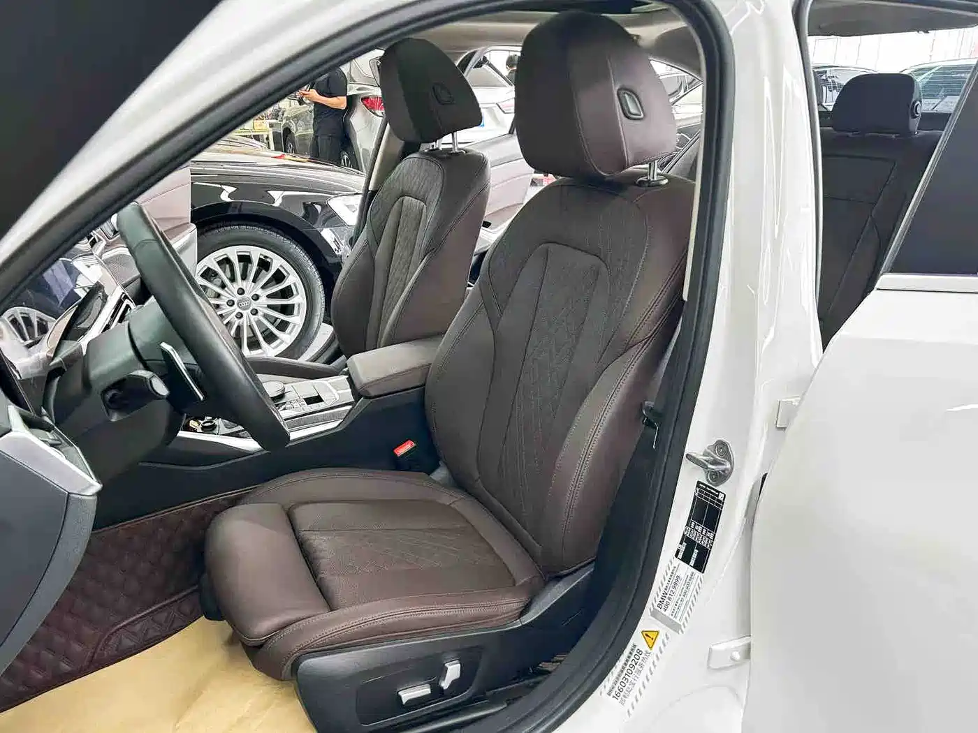 BMW 3 Series 2023 325Li M Sport Package фото 16