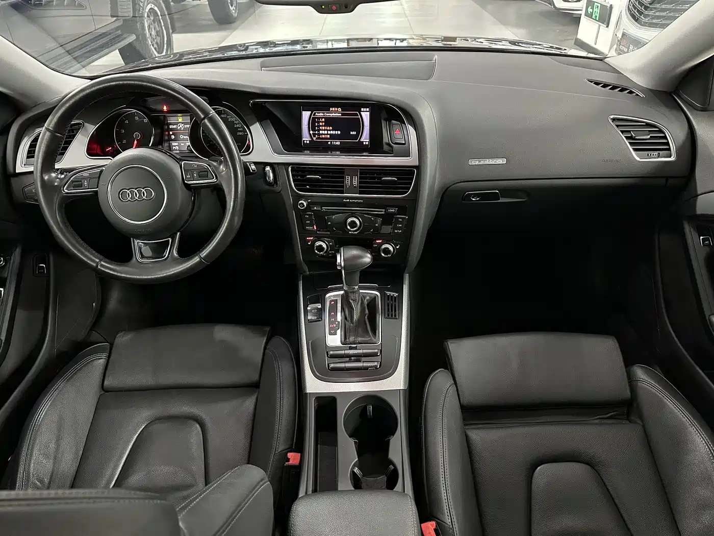 Audi A5 (Import) 2013 Coupe 40 TFSI quattro фото 4