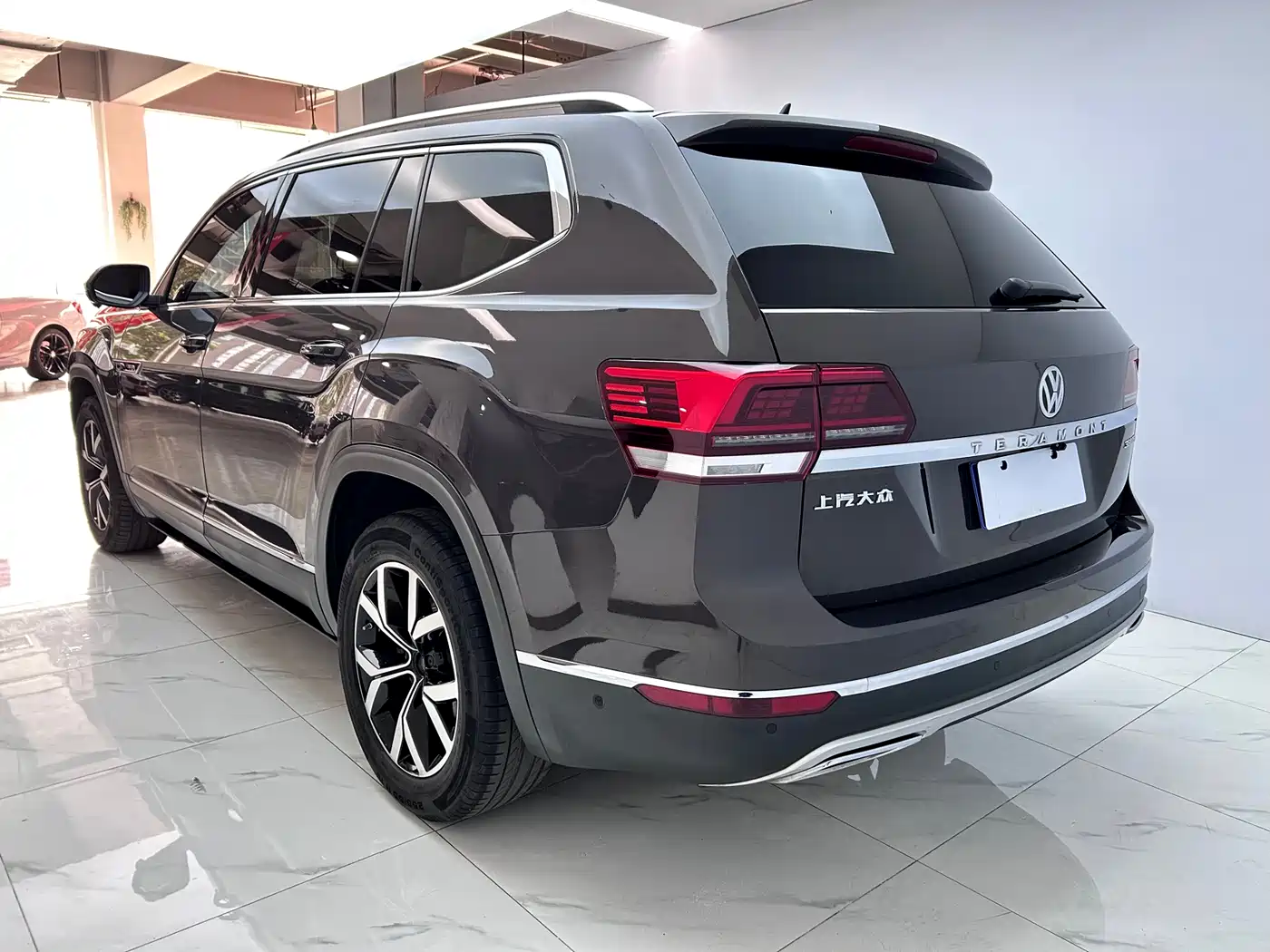 Volkswagen Teramont 2019 380TSI 4WD Luxury Edition China VI фото 5