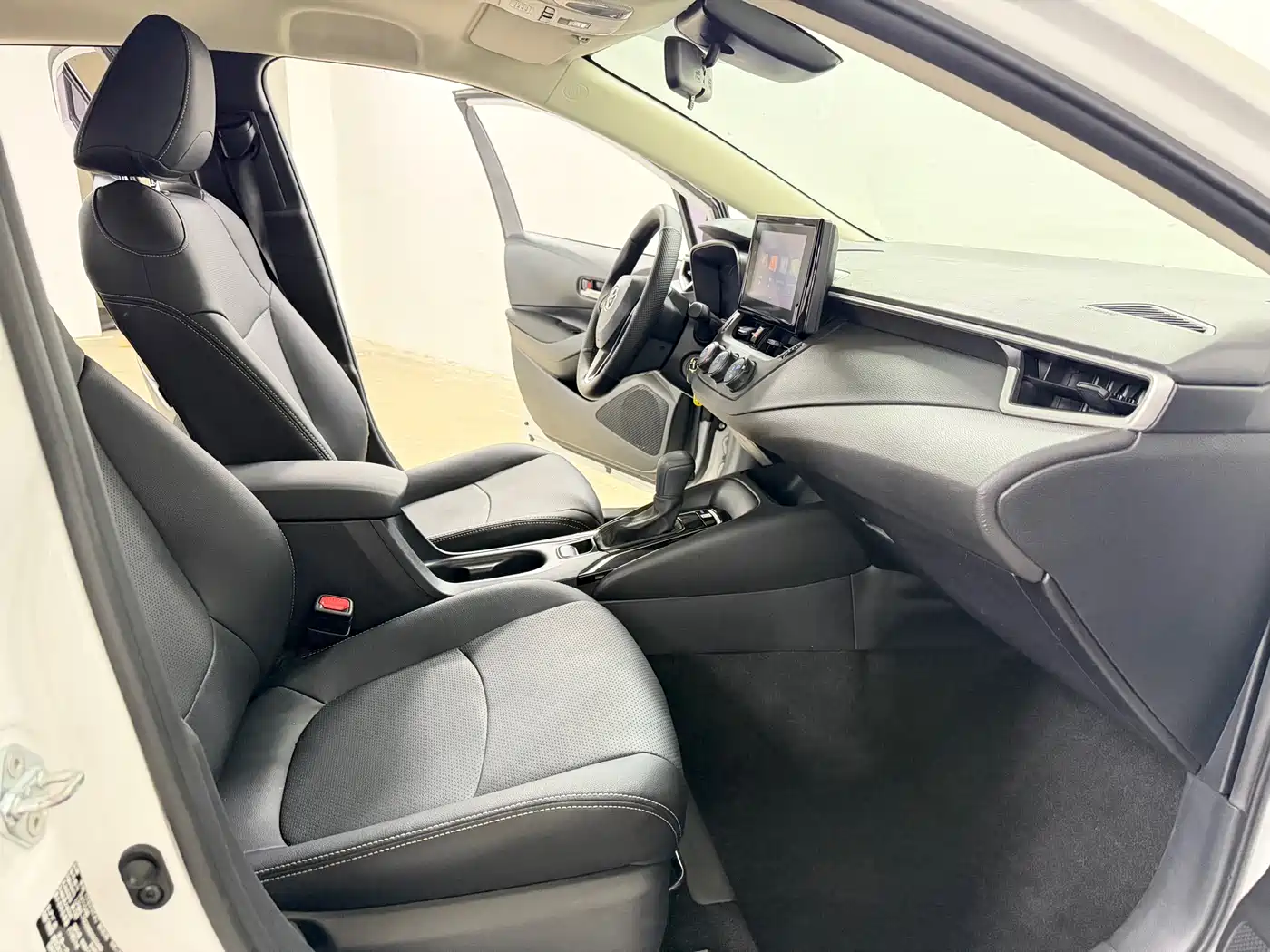 Toyota Corolla 2021 TNGA 1.5L CVT Pioneer Edition фото 8