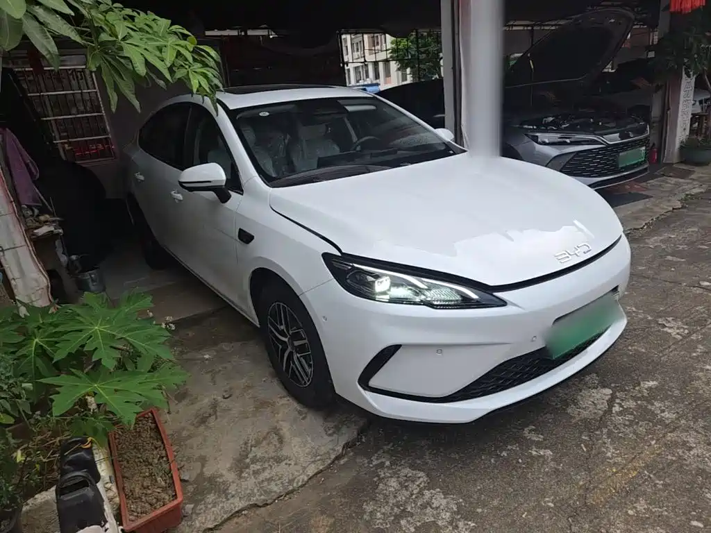 BYD Seal 05 2025 2025 DM-i Smart Driving Edition 120KM Flagship