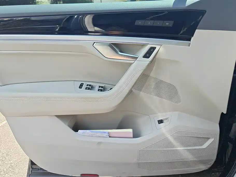 Volkswagen Touareg 2019 3.0TSI Sharp Wisdom Edition China V фото 7