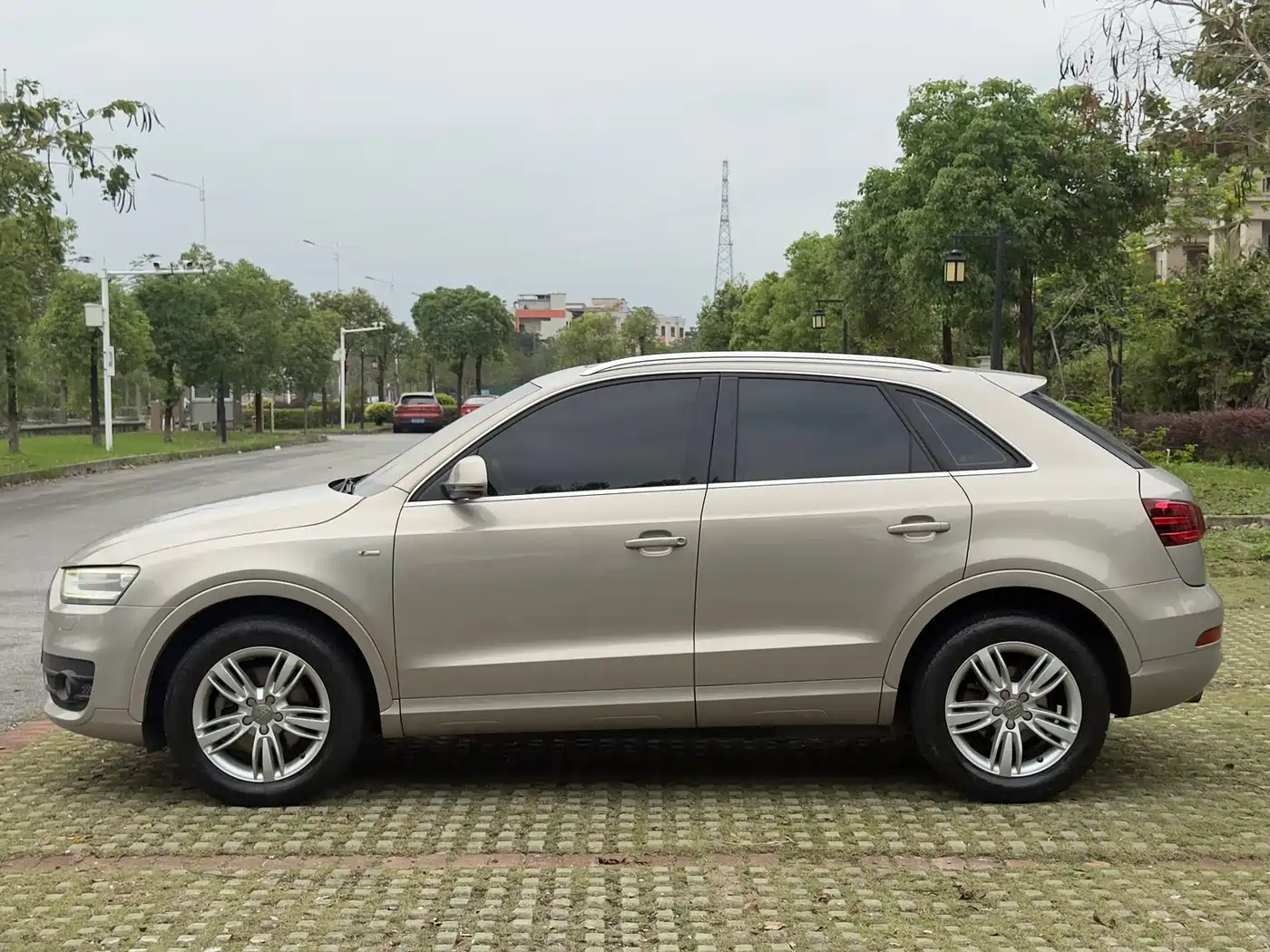 Audi Q3 2015 35 TFSI Comfort фото 6