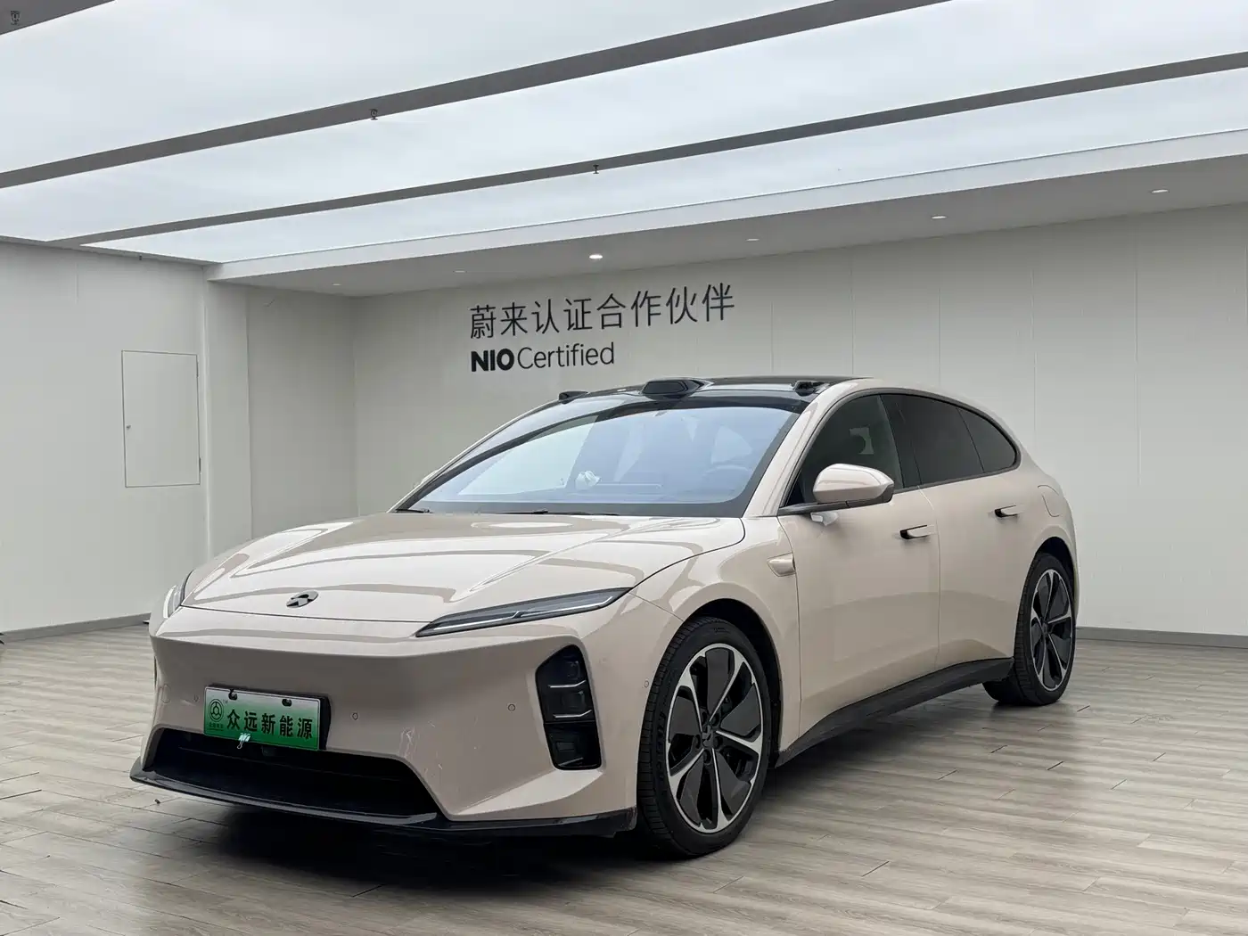 NIO ET5T 2025 75kWh Touring