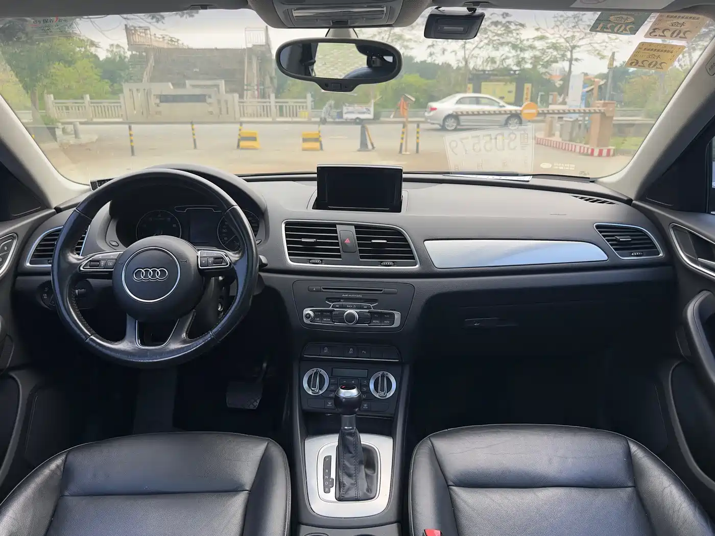 Audi Q3 2015 35 TFSI Comfort фото 16