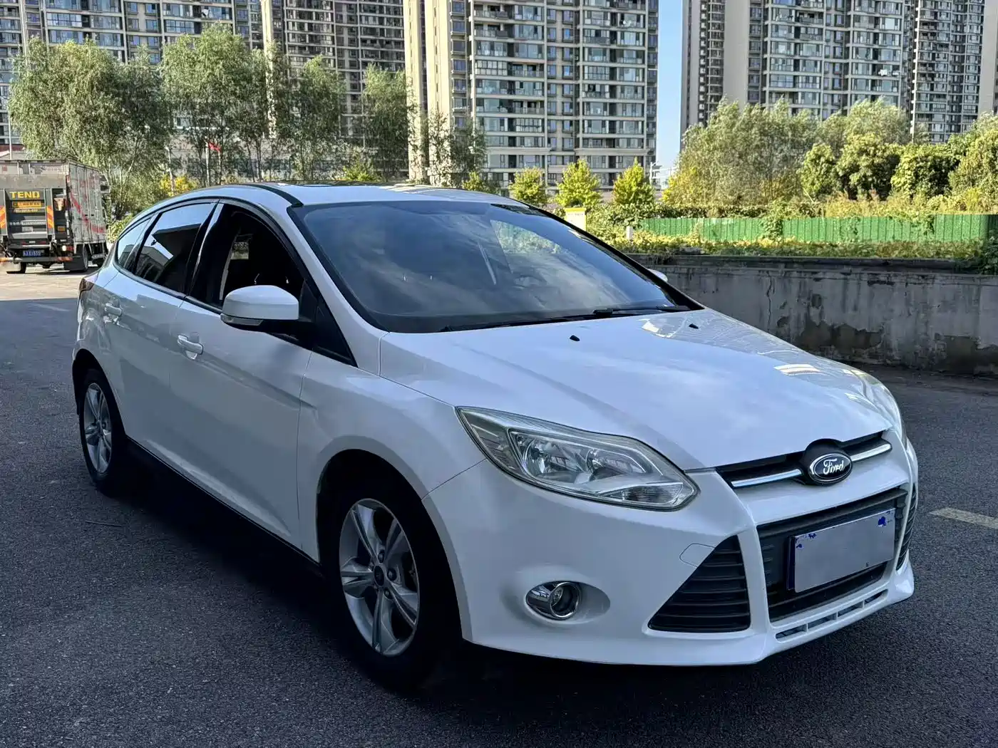 Ford Focus 2014 2012 Hatchback 1.6L Automatic Trend