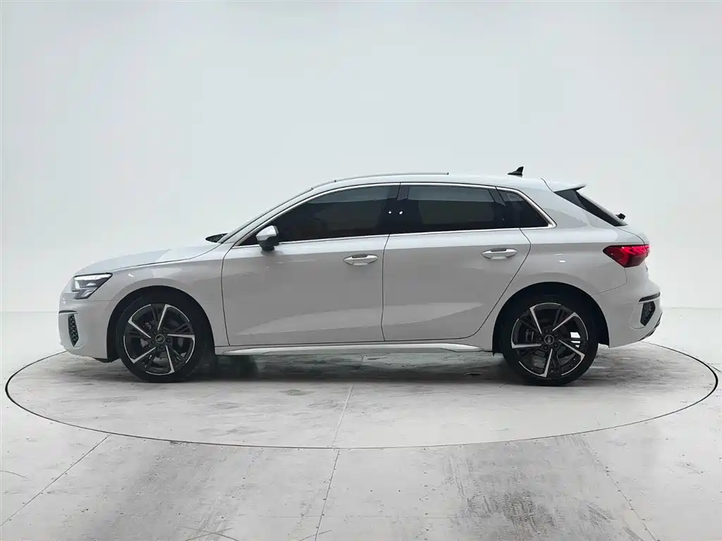 Audi A3 2022 Sportback 35 TFSI Style Sport фото 7