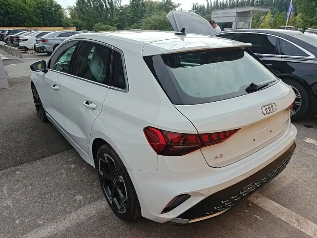 Фото 5 - Audi A3