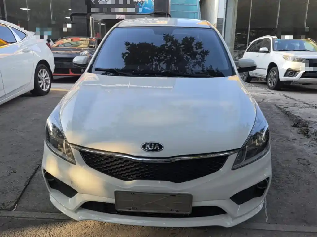 Фото 3 - Kia K2