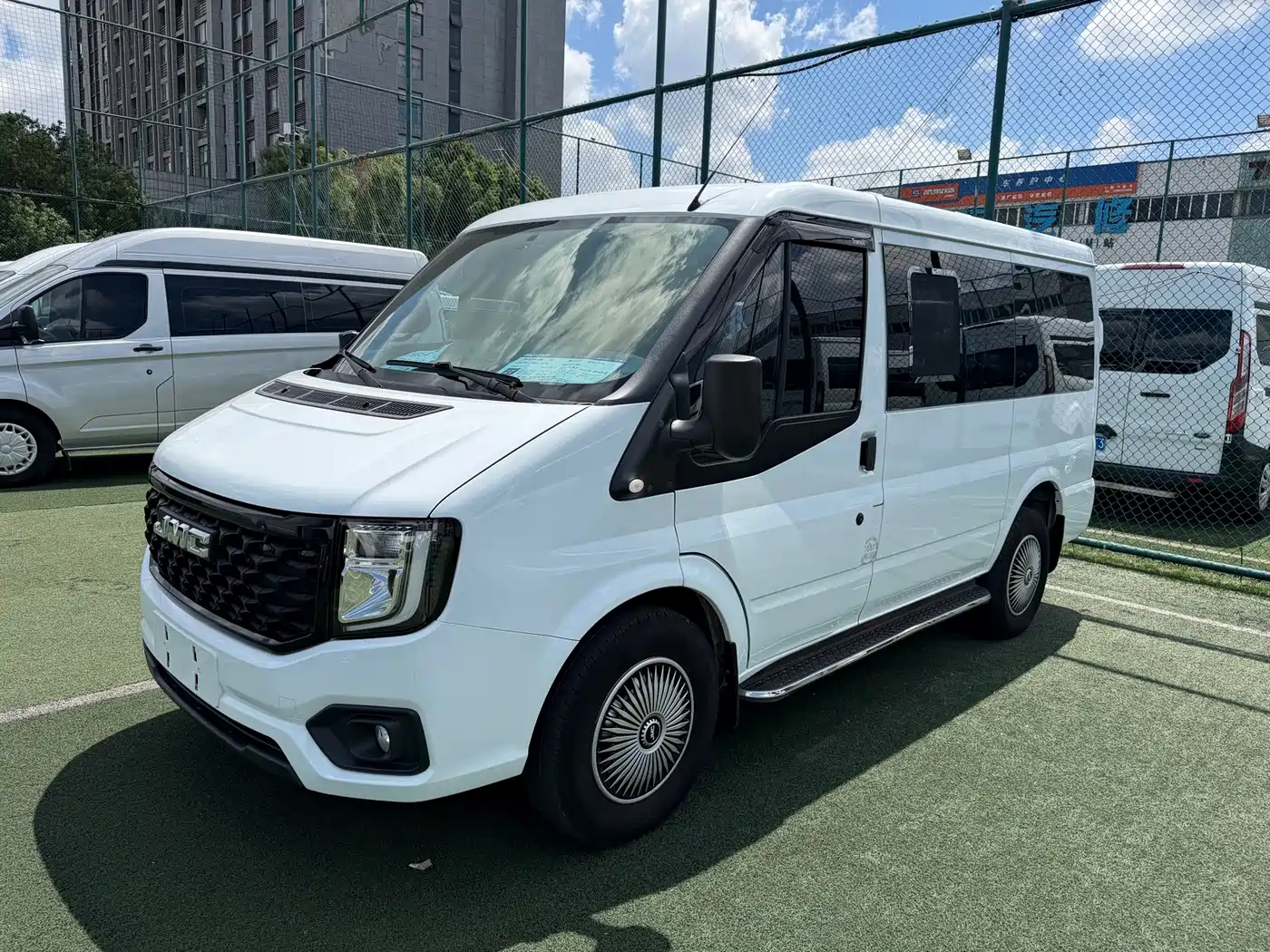 Jiangling JMC Fushun 2023 2023 2.0T Manual Short Wheelbase Low Roof Commercial MPV 6 Seats with Lift-up Tailgate
