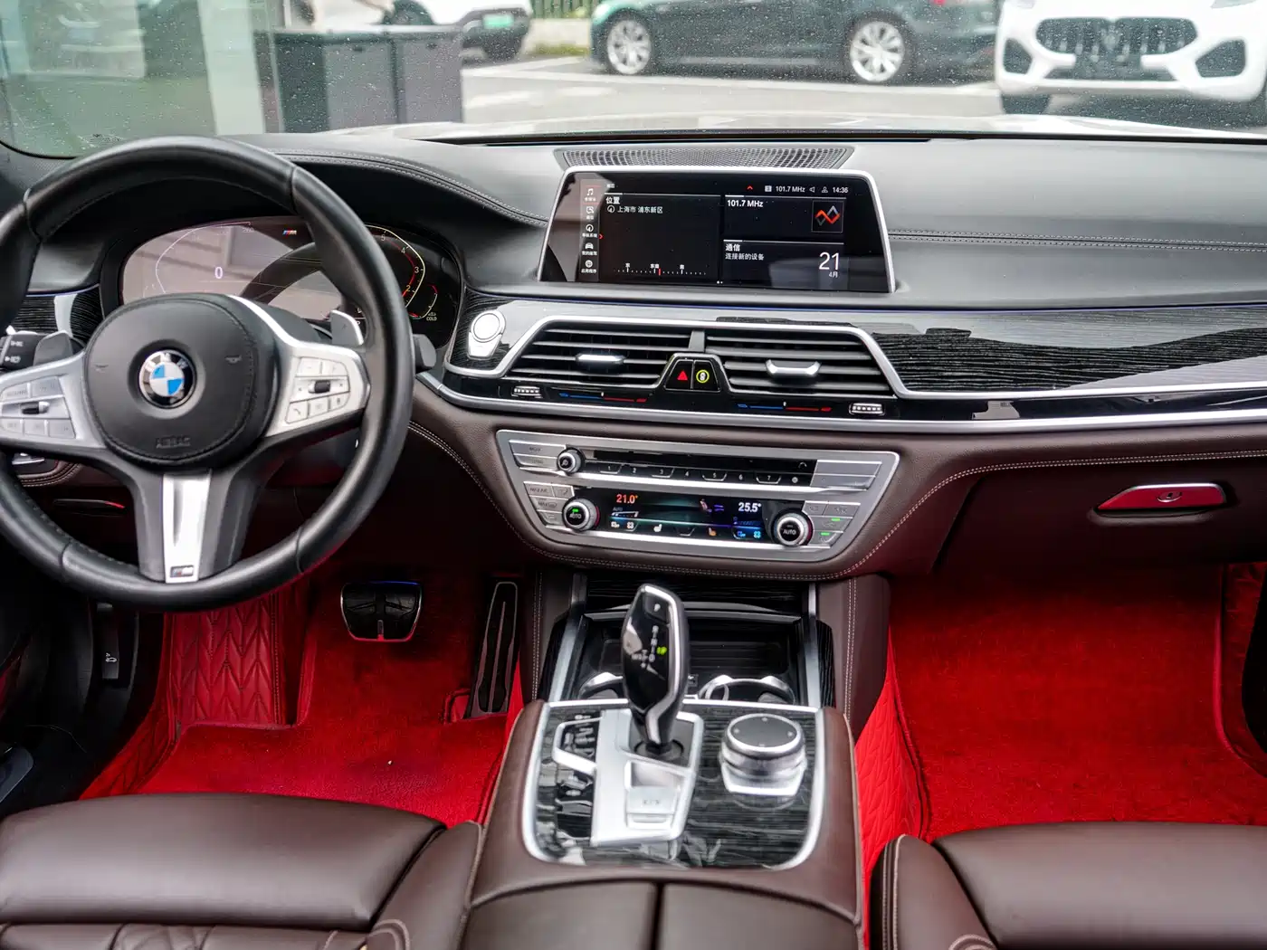 BMW 7 Series 2021 Model 730Li M Sport Package фото 13