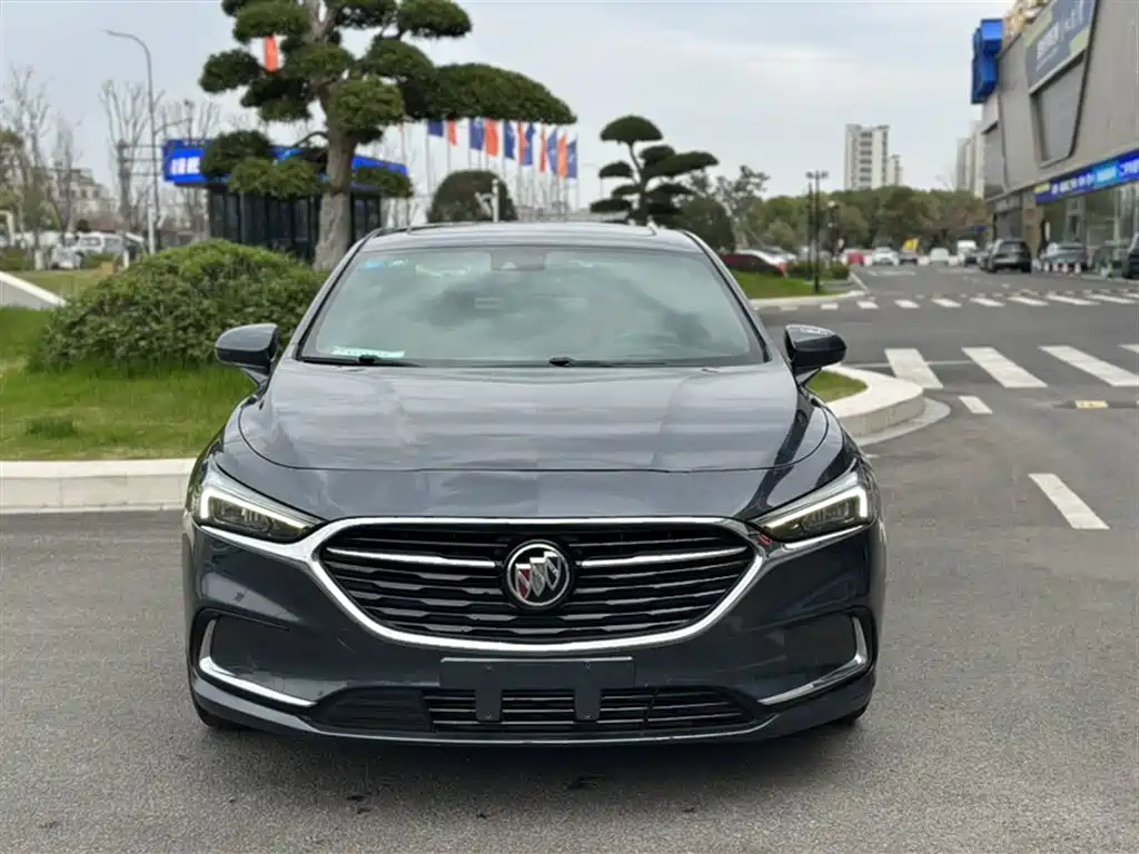 Buick LaCrosse 2019 28T Premium Model фото 5