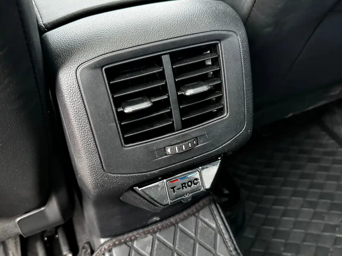 Volkswagen T-ROC 2023 300TSI DSG 2WD Dawn Edition фото 19