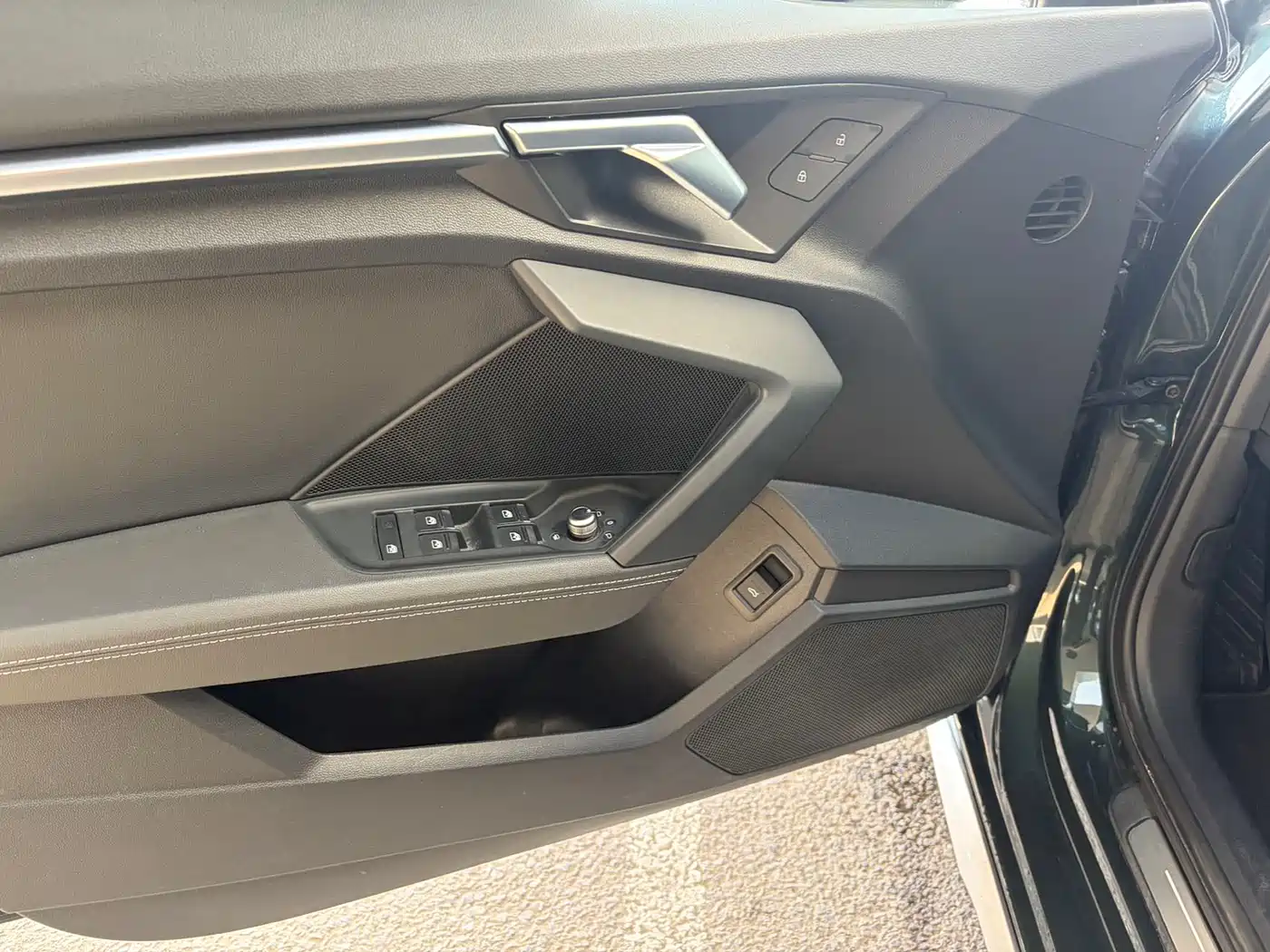 Audi A3 2023 Facelift A3L Limousine 35 TFSI Fashion Sport фото 4