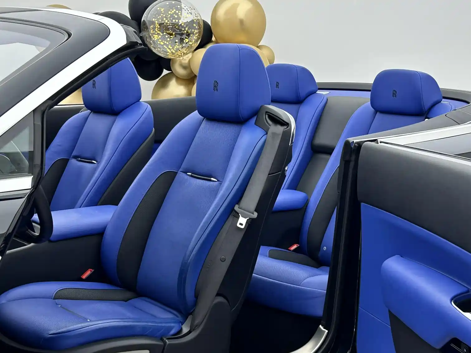 Фото 9 - Rolls-Royce Dawn