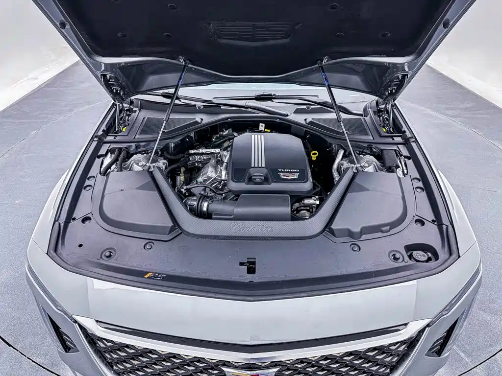 Фото 25 - Cadillac CT6
