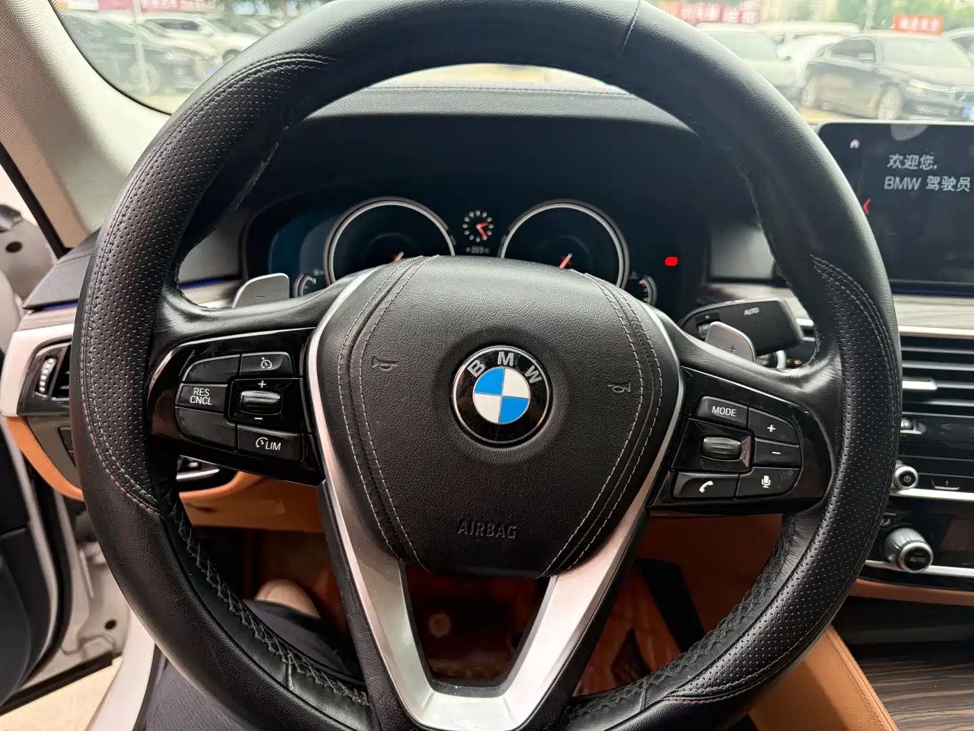 Фото 5 - BMW 5 Series